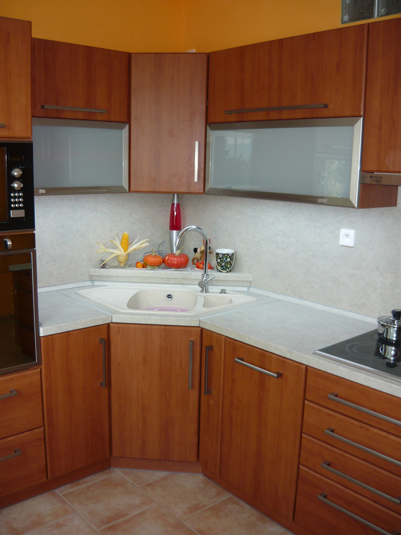 Kuchyně moderní - realizace 12