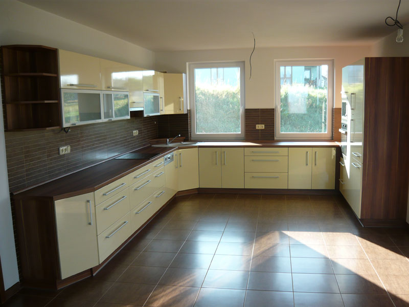 Kuchyně moderní - realizace 38