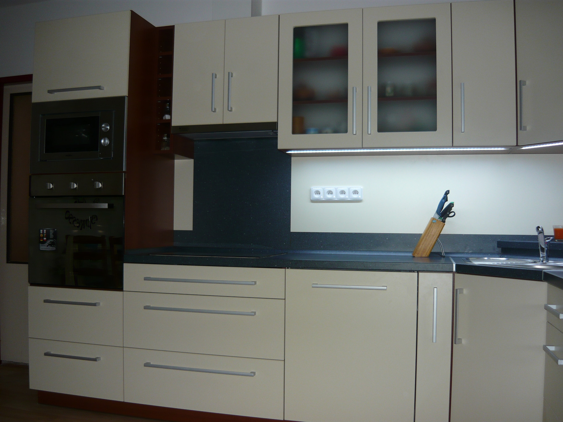 Kuchyně moderní - realizace 4