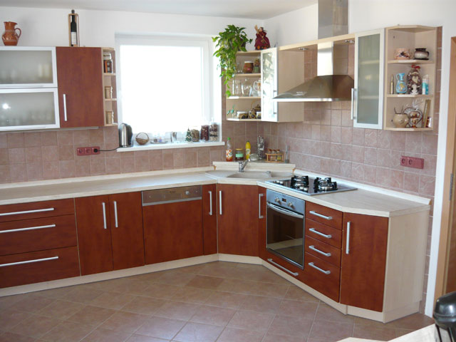 Kuchyně moderní - realizace 60